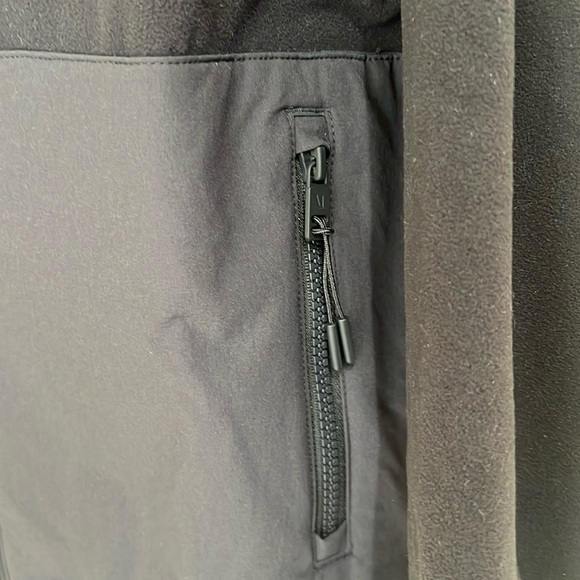 NWT Vuori Women’s Aspen Half Zip Pullover Size Medium - Picture 6 of 14